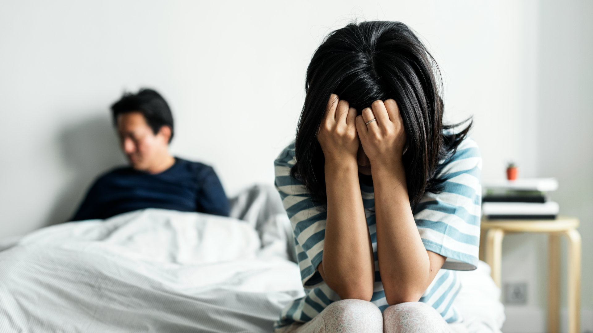 Jsou vztahy na dálku opravdu odsouzeny k zániku? Říká se přeci, že láska hory přenáší